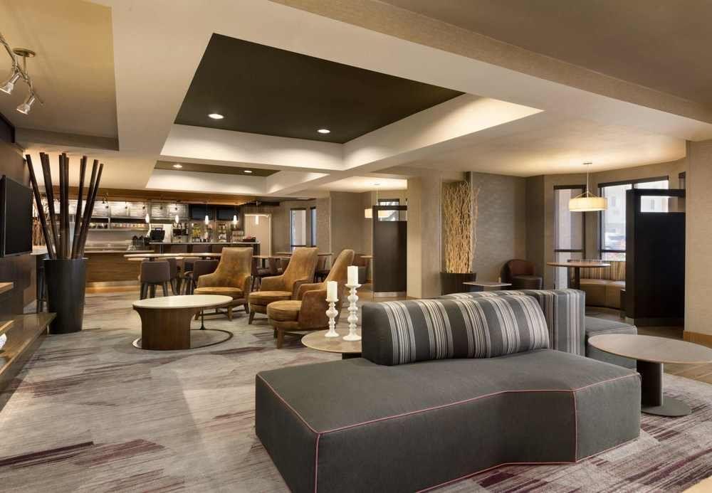 Courtyard By Marriott Bloomington Normal Hotell Exteriör bild