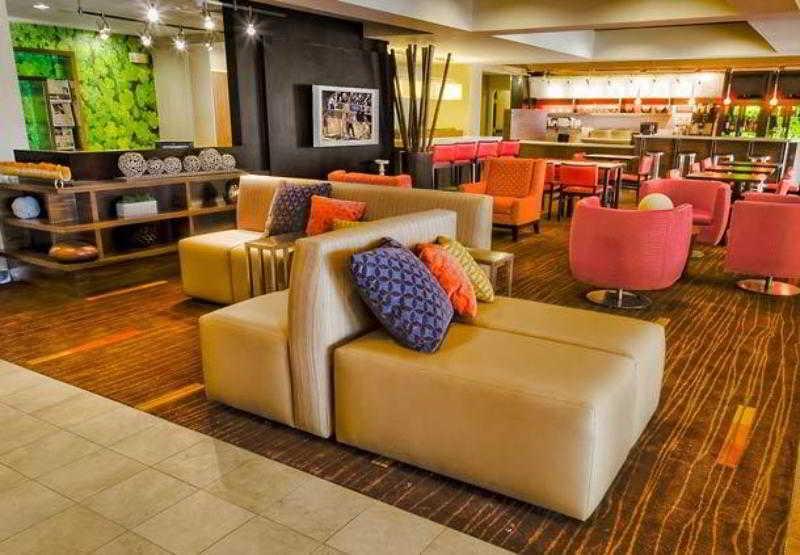 Courtyard By Marriott Bloomington Normal Hotell Restaurang bild