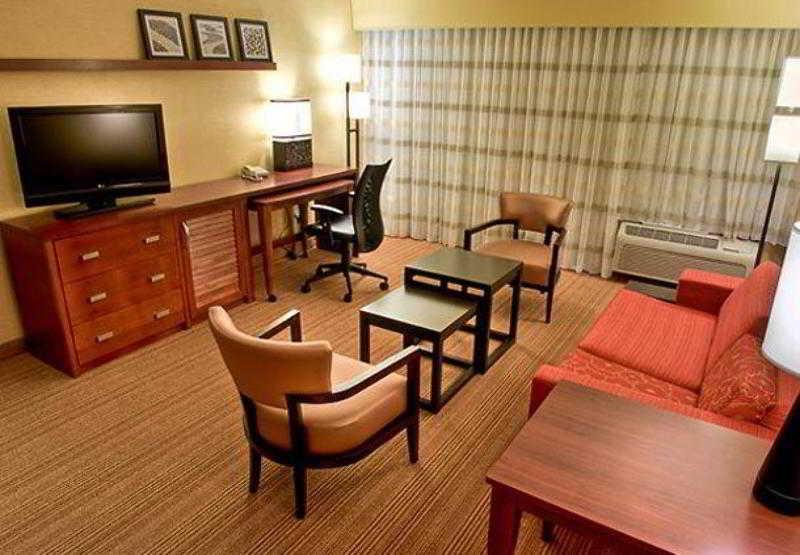 Courtyard By Marriott Bloomington Normal Hotell Rum bild